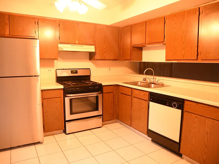 618 Glen Ivy Dr — Photo 5