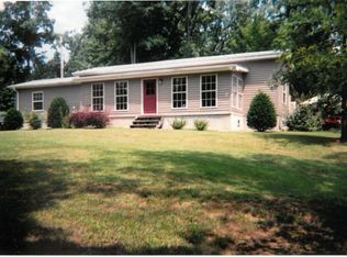 9024 Greenbriar Rd, Waverly, TN 37185