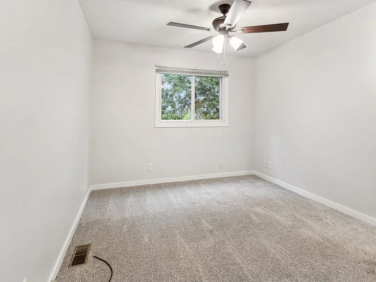 5049 Grassridge Rd — Photo 8