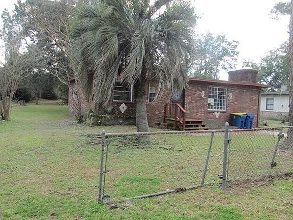 2nd image of 2502 Aubrey Ave