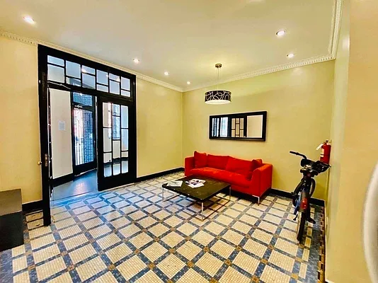 Rented by Compass | media 6