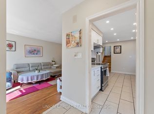 37 Callowhill Dr, Toronto, ON M9R3L3