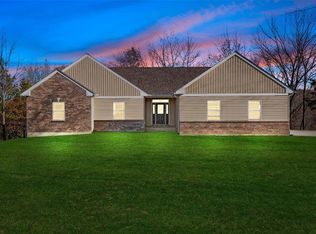 271 Camp Charren Rd, Troy, MO 63379