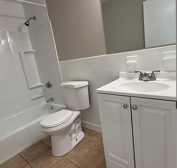 Henry Terrace 3 — Photo 8