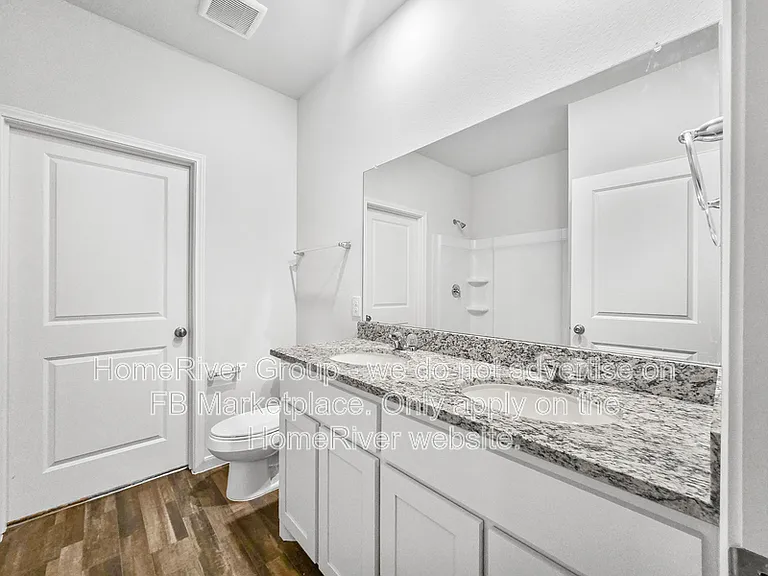 613 Jameson St — Photo 9