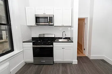 Rented by RealTegrity NY LLC