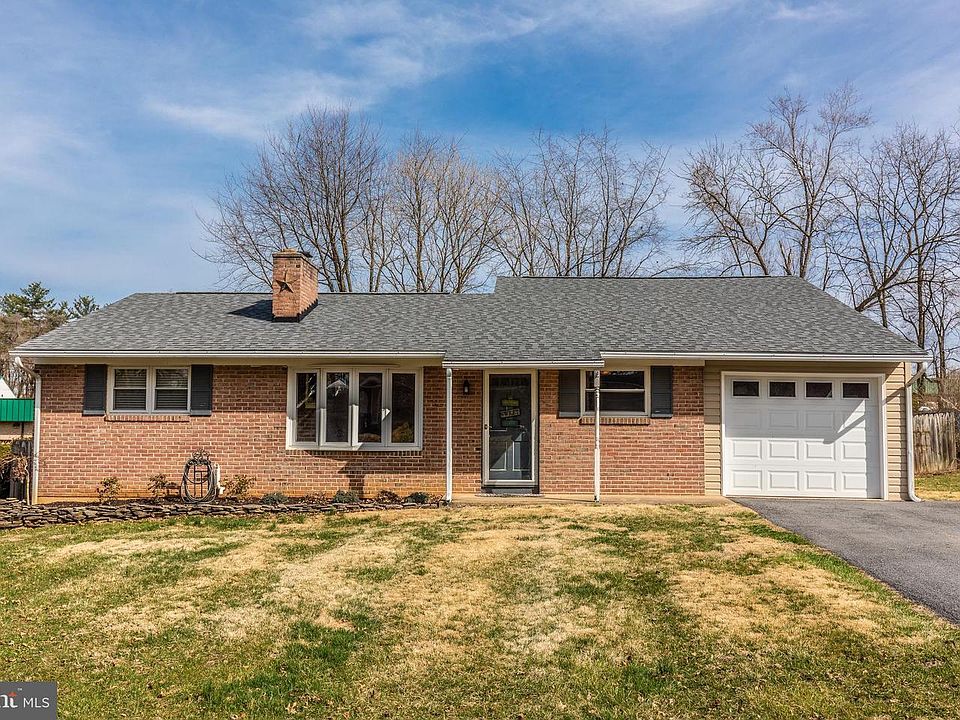 1st image of 18630 Crestwood Dr