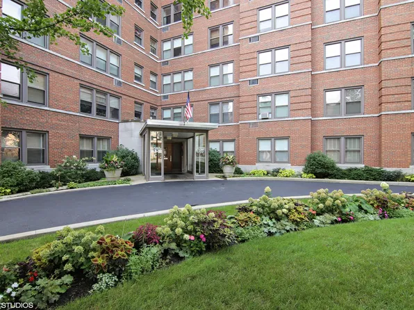1585 Ridge Ave APT 303, Evanston, IL 60201