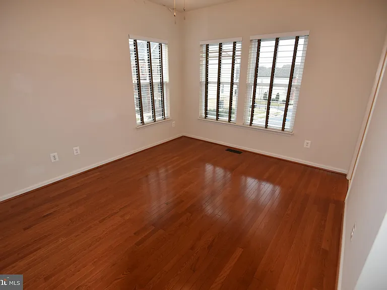 20425 Codman Dr — Photo 18