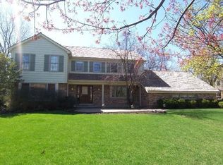 9 Mayfair Ln, Lincolnshire, IL