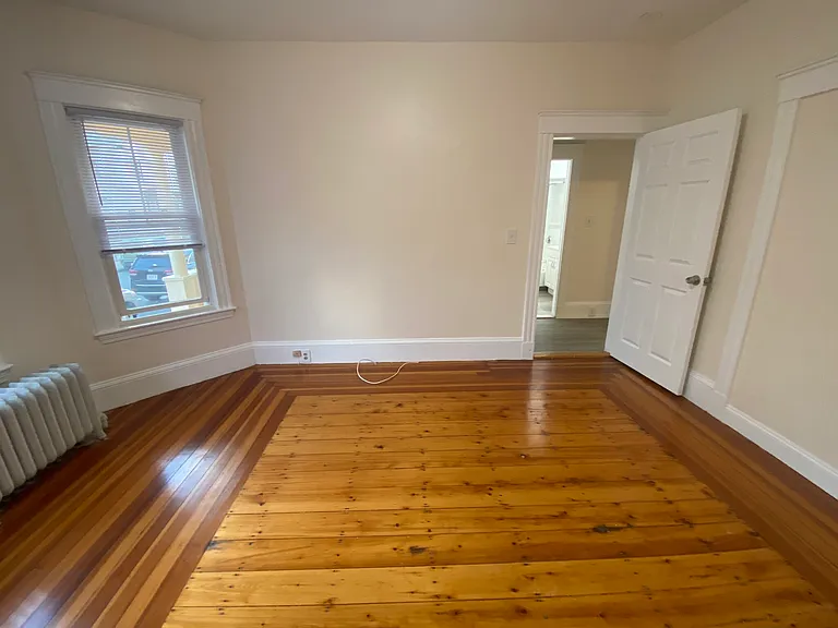 33 Everett Ave #4 — Photo 18