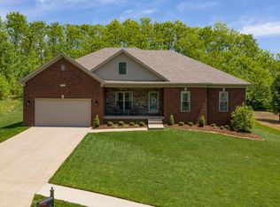 9003 Crescent View Ct, Louisville, KY 40272