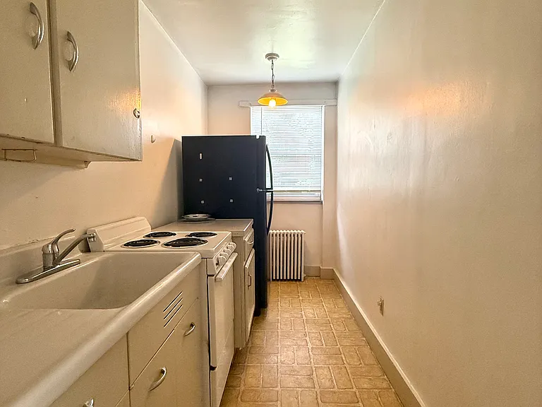 1304 Pennsylvania Ave #2C — Photo 7