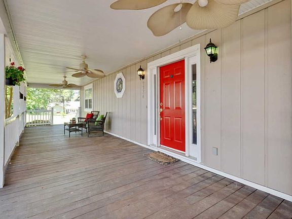 4th image of 9374 Settler Ave
