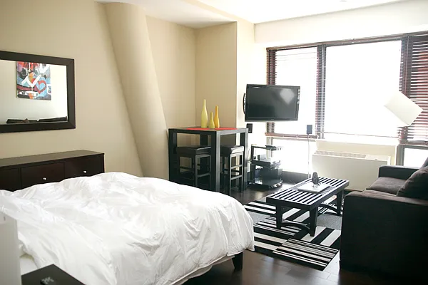 Rented by Vision Group | media 25