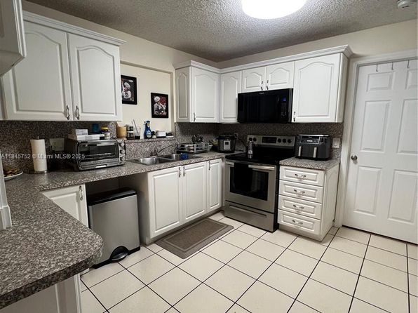 5070 Ponderosa Ln