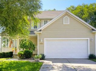 1403 S 3rd St, Indianola, IA 50125