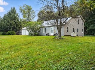 12471 Smith Rd, Springville, NY 14141