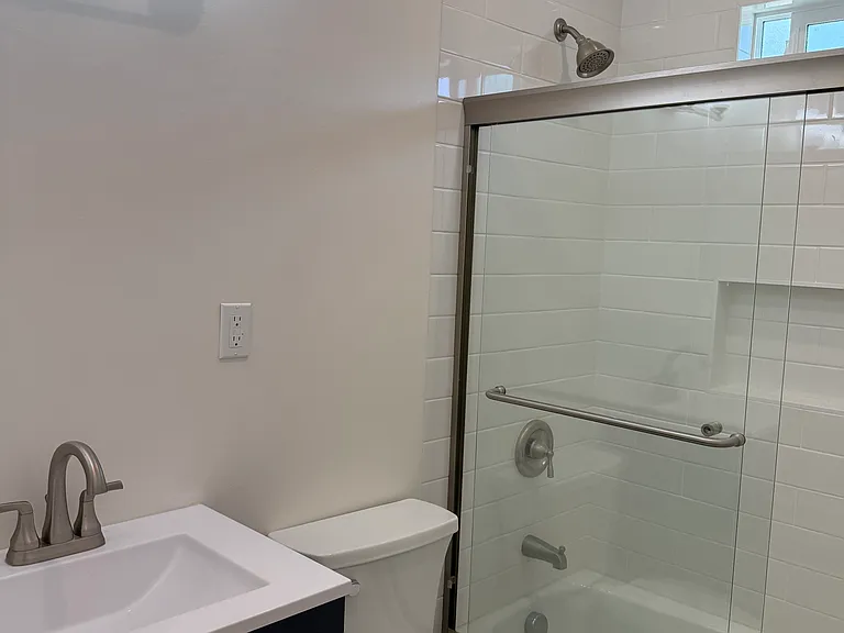 708 N Benton Way — Photo 15