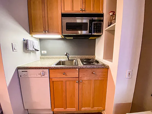 Rented by Compass | media 13