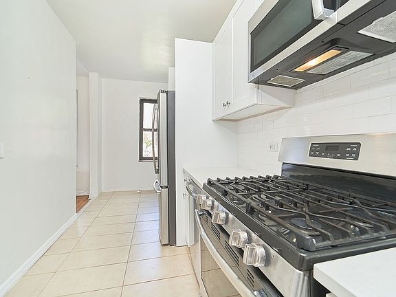 4th image of 2475 Palisade Ave APT 2D