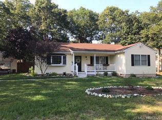 239 Frog Pond Rd, Little Egg Harbor, NJ 08087