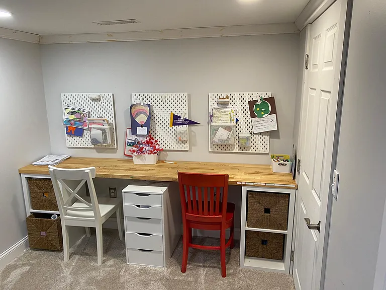 256 Castle Dr — Photo 41