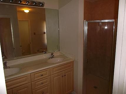 5th image of 1372 SW Crest Ave