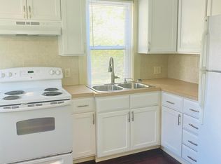 320 High St #1, Bristol, RI 02809