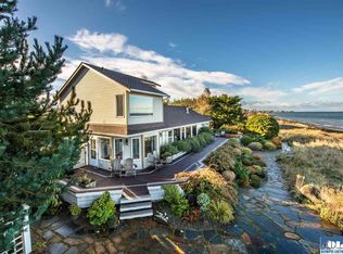 252 Jamestown Beach Ln, Sequim, WA 98382