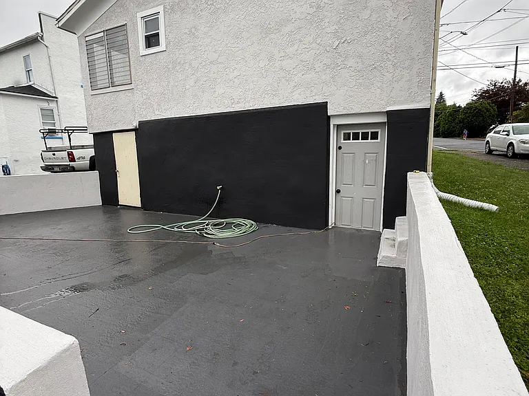 425 W Grace St — Photo 17