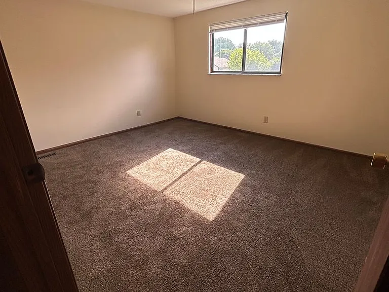 4472 Ramsdell Dr — Photo 10
