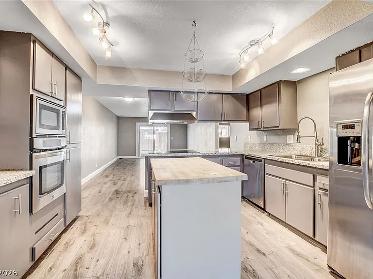 4367 S Mojave Rd — Photo 23