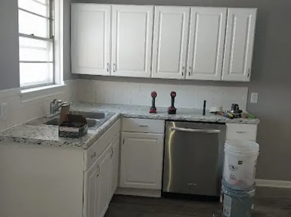2240 S Bonn Ave, Wichita, KS 67213