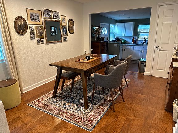 5th image of 226 W Emily St