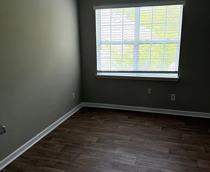 624 Emerald Cove Dr — Photo 11