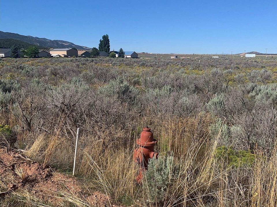2nd image of Pine Canyon Dr