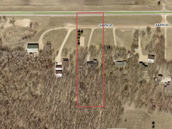 40142 244th St, Battle Lake, MN 56515