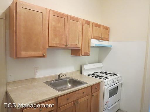 2nd image of 4011 Spring Garden St APT 1R