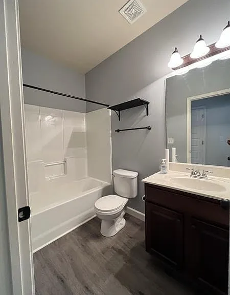 921 Prather Ct — Photo 15
