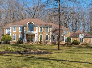 7 Elm Ct, Millstone Township, NJ 08535