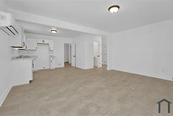 3 bed, 1100 sqft, $1,350 — Photo 4