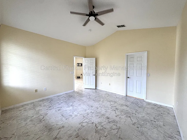 140 Moss Ln — Photo 13
