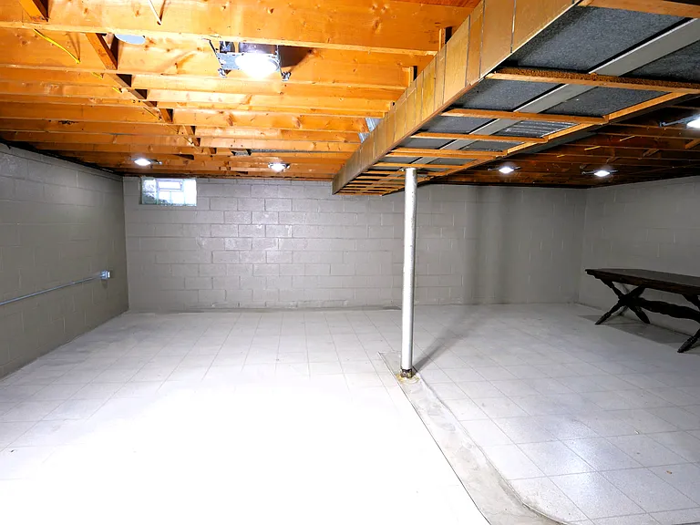 2908 Robert Pkwy — Photo 29