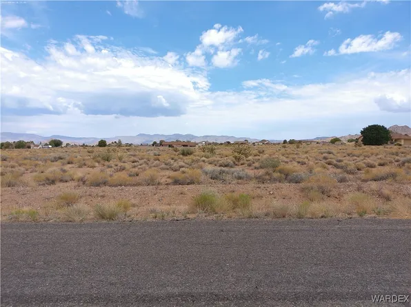 9386 N Singletree Dr, Kingman, AZ 86401