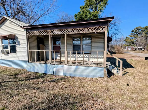 205 Hazel St, Tuckerman, AR 72473