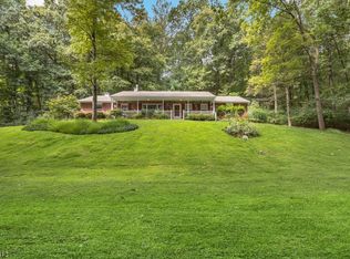 123 Black Brook Rd, Hampton, NJ 08827