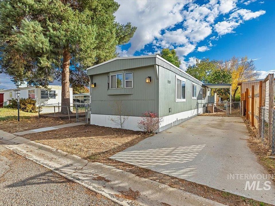 1st image of 701 Monte Vista Dr Trailer 32