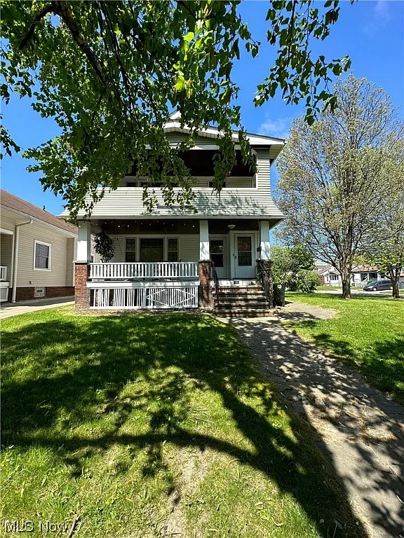 3422 W 100th St photo 1