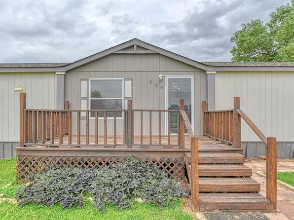 200 Chickasha Ave, Amber, OK 73004